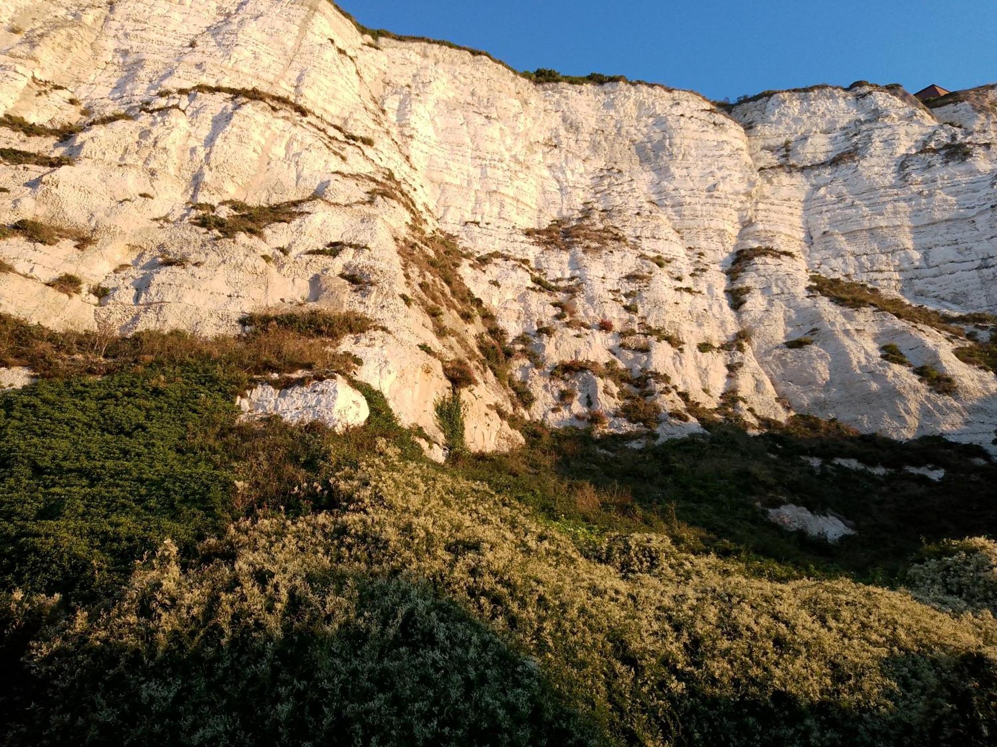 First And Last Youth Hostel Dover Exteriér fotografie